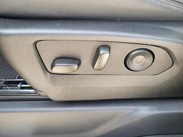 Used 2025 Chevrolet Silverado 2500 High Country w/ Midnight Edition image 24