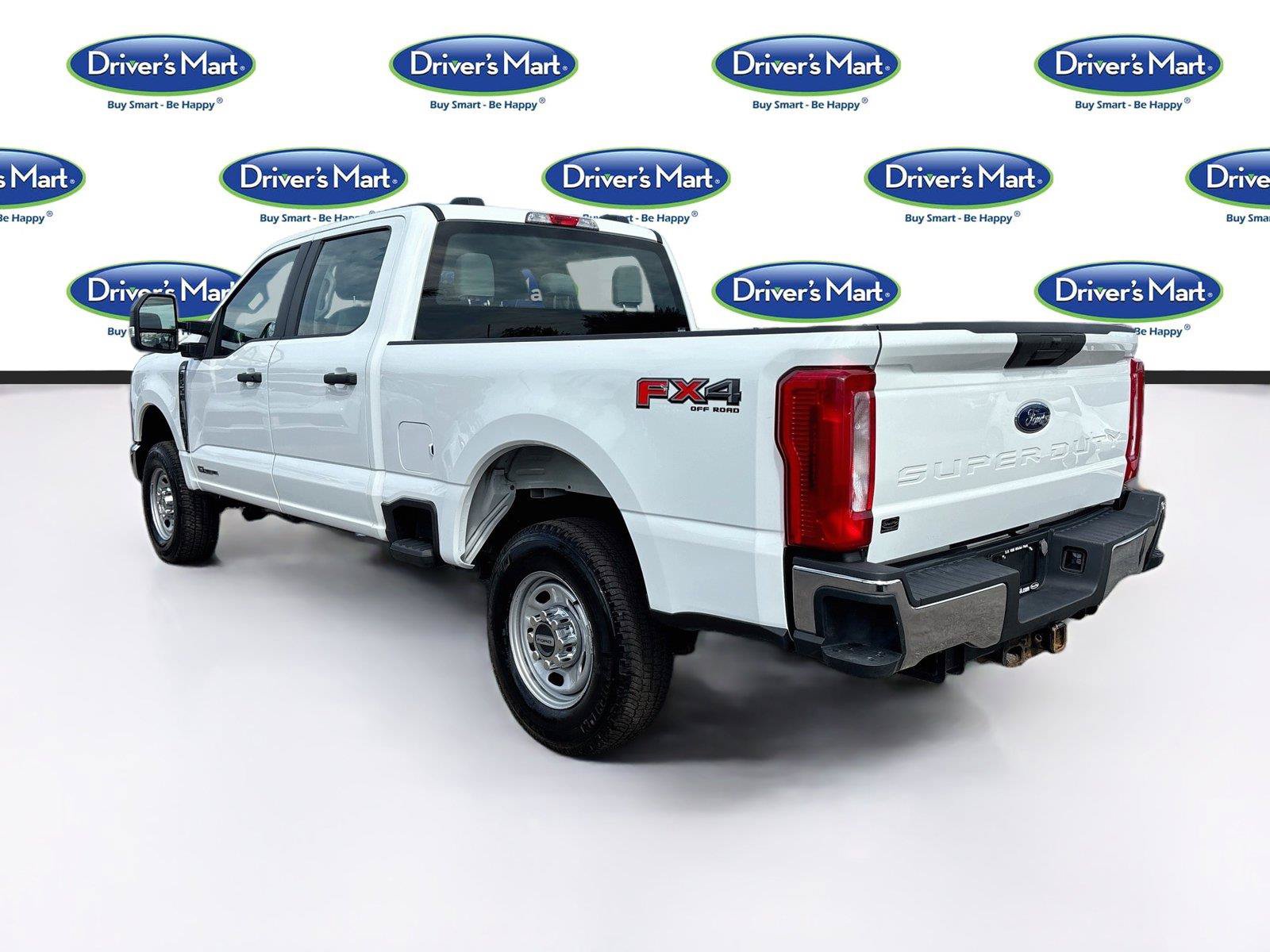 Used 2023 Ford F250 XL w/ FX4 Off-Road Package AWD/4WD image 5