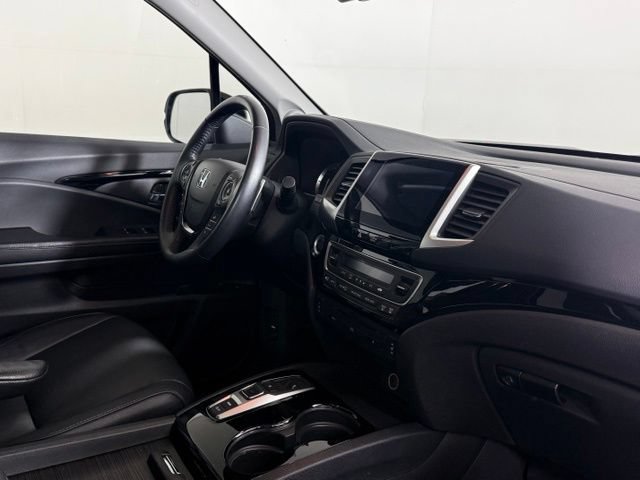 Used 2016 Honda Pilot Touring image 18