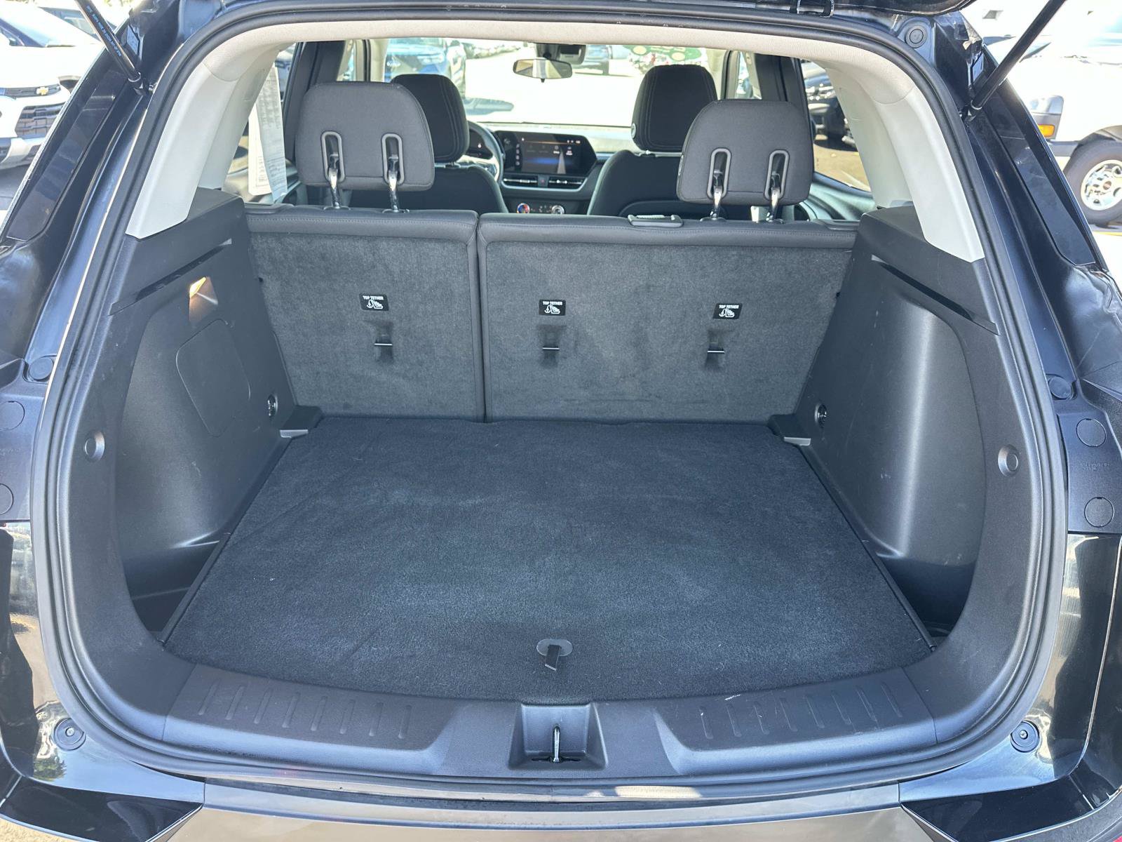 Certified 2024 Chevrolet TrailBlazer LS w/ LS Convenience Package FWD image 9