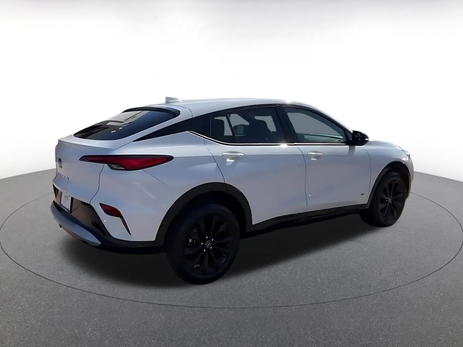 Used 2025 Buick Envista Sport Touring image 15