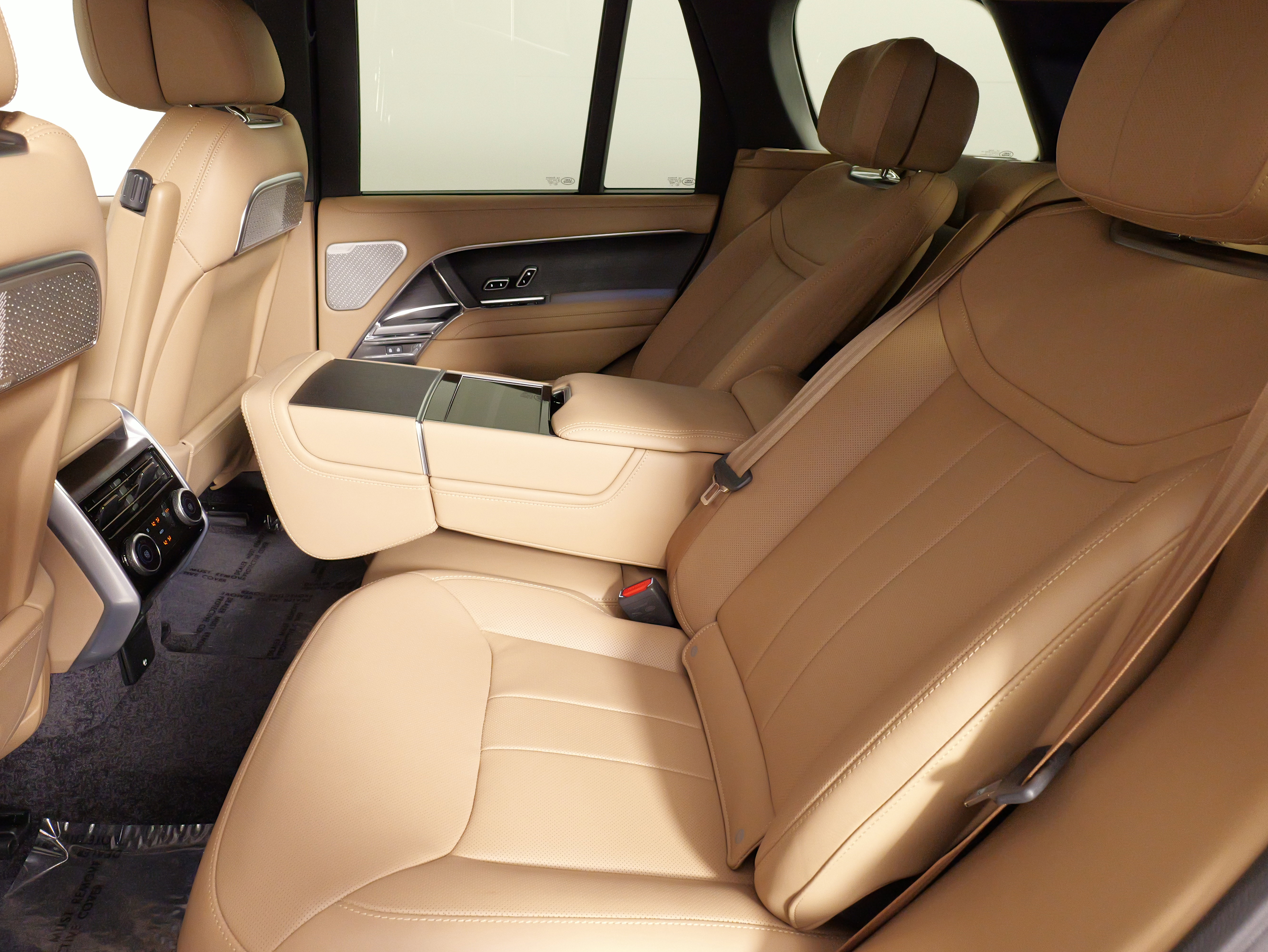 Used 2025 Land Rover Range Rover Autobiography image 40