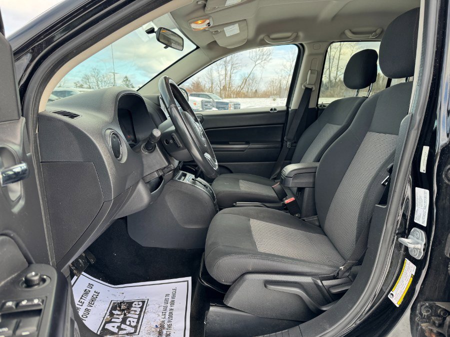 Used 2012 Jeep Compass Sport image 15