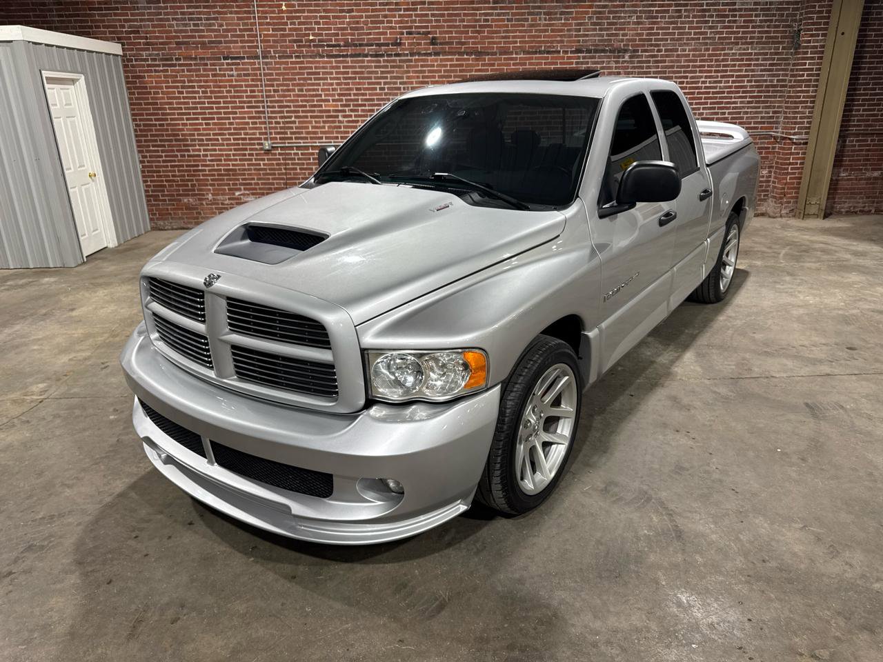 Used 2005 Dodge Ram 1500 Truck 2WD Quad Cab image 9