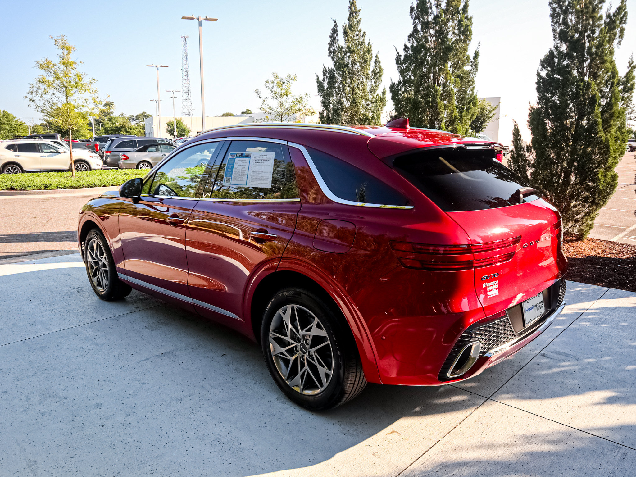 Used 2023 Genesis GV70 2.5T w/ Advanced Package AWD/4WD image 7