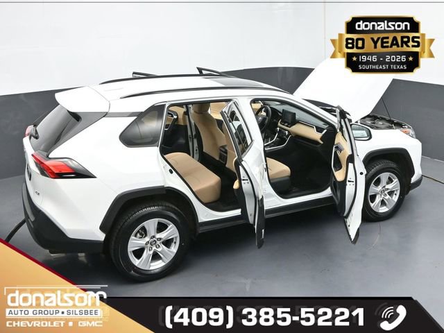Used 2020 Toyota RAV4 XLE w/ Convenience Package image 25