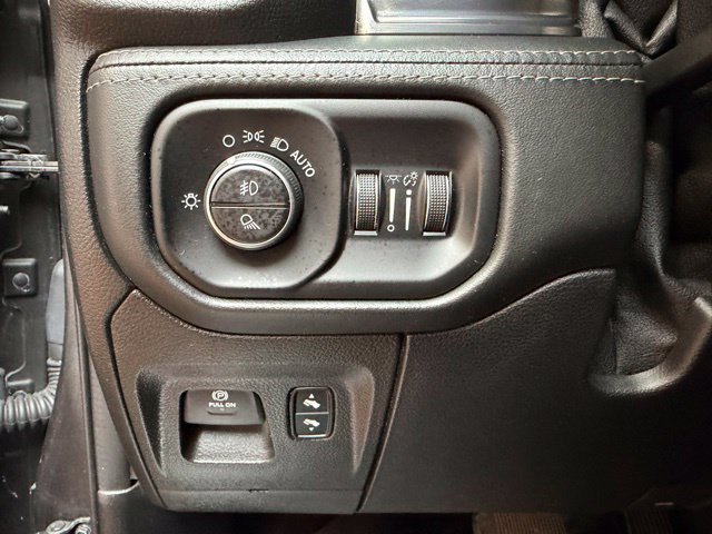 Used 2019 RAM 1500 Limited RWD image 20