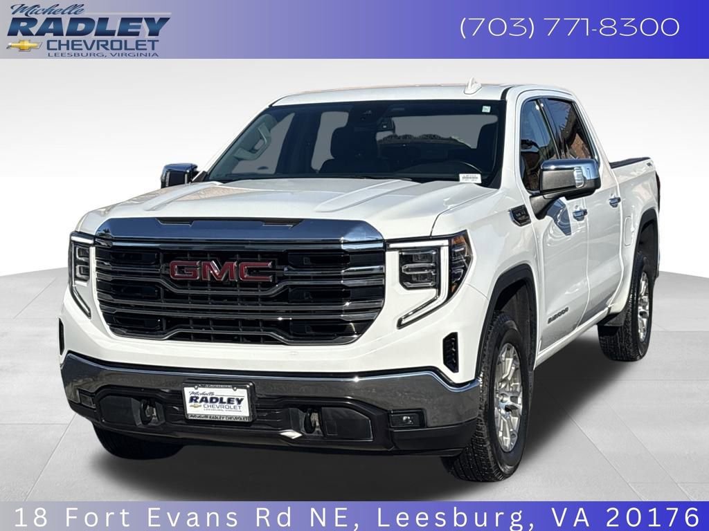 Used 2025 GMC Sierra 1500 SLT image 1