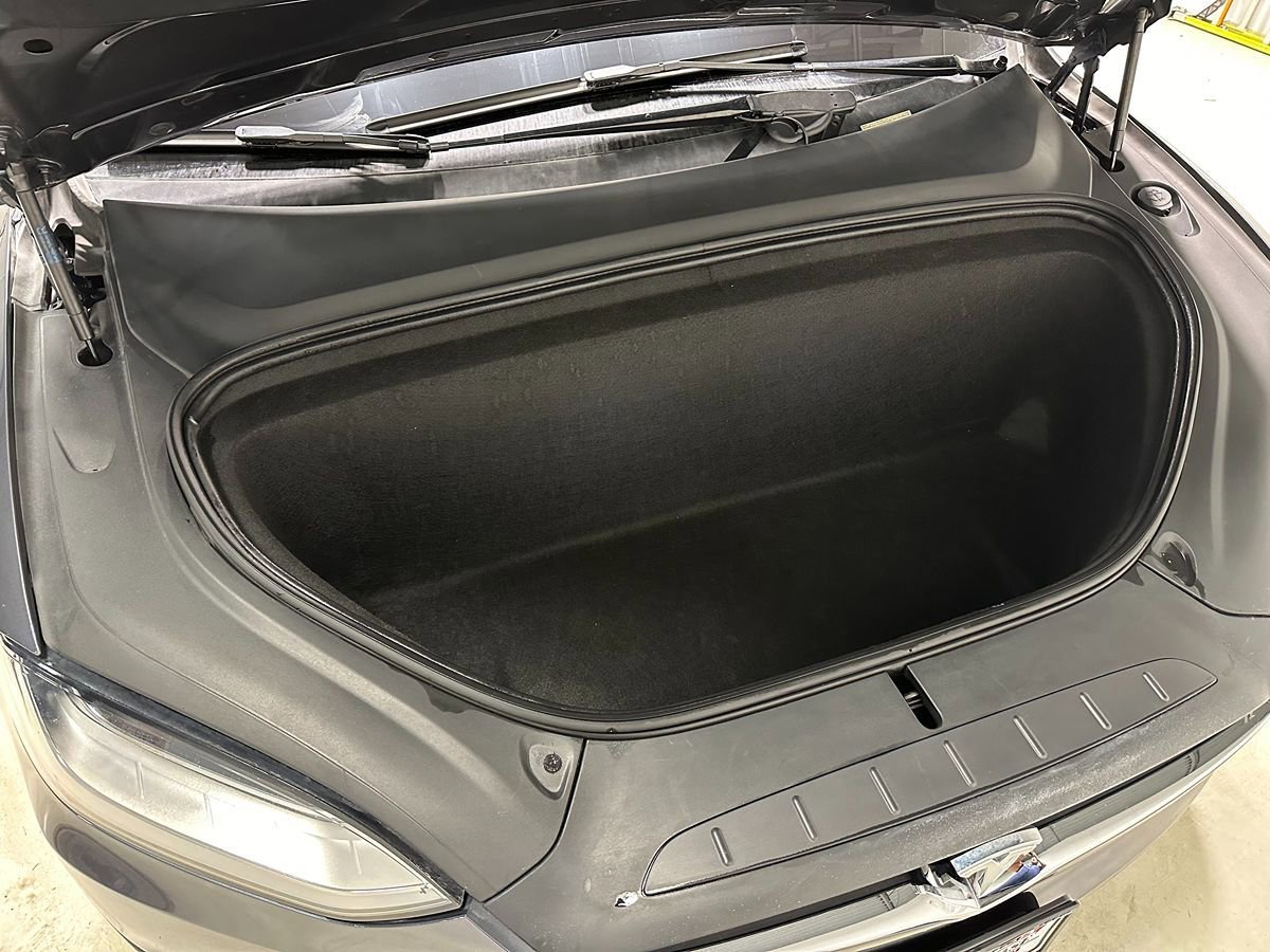 Used 2019 Tesla Model X image 3