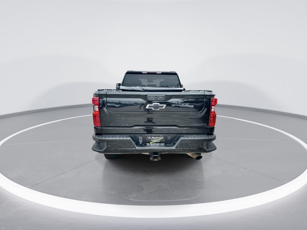 Used 2024 Chevrolet Silverado 2500 Custom w/ Custom Value Package AWD/4WD image 7