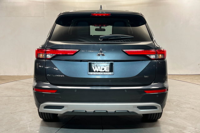 Used 2024 Mitsubishi Outlander SE FWD image 4
