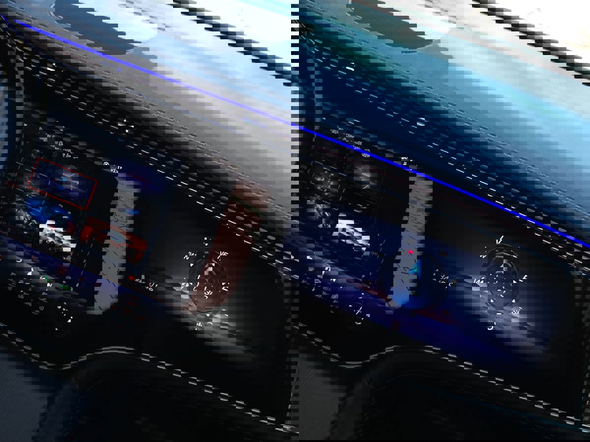 Used 2023 Mercedes-Benz EQS 450+ SUV image 74