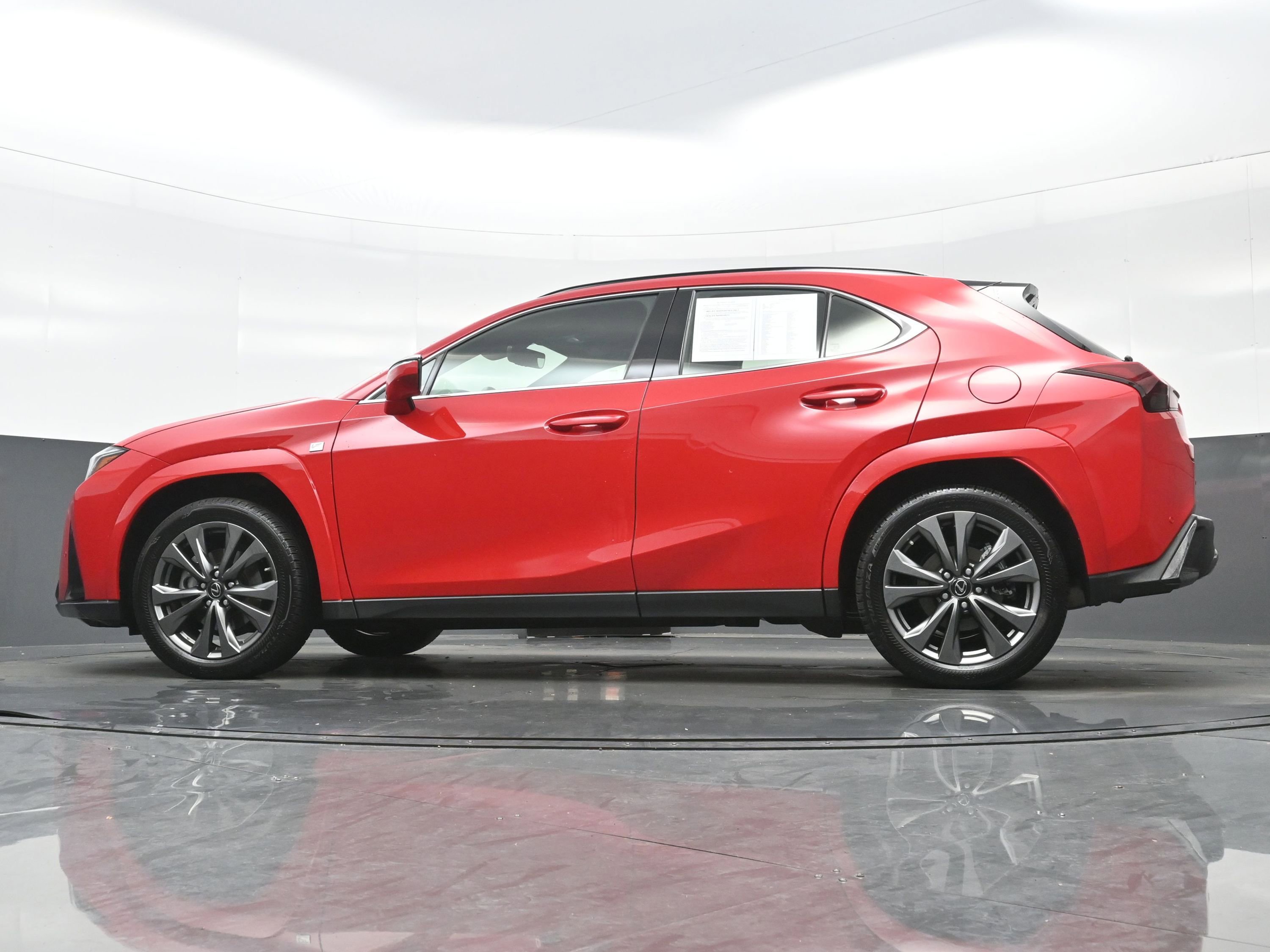 Used 2023 Lexus UX 250h F Sport image 32