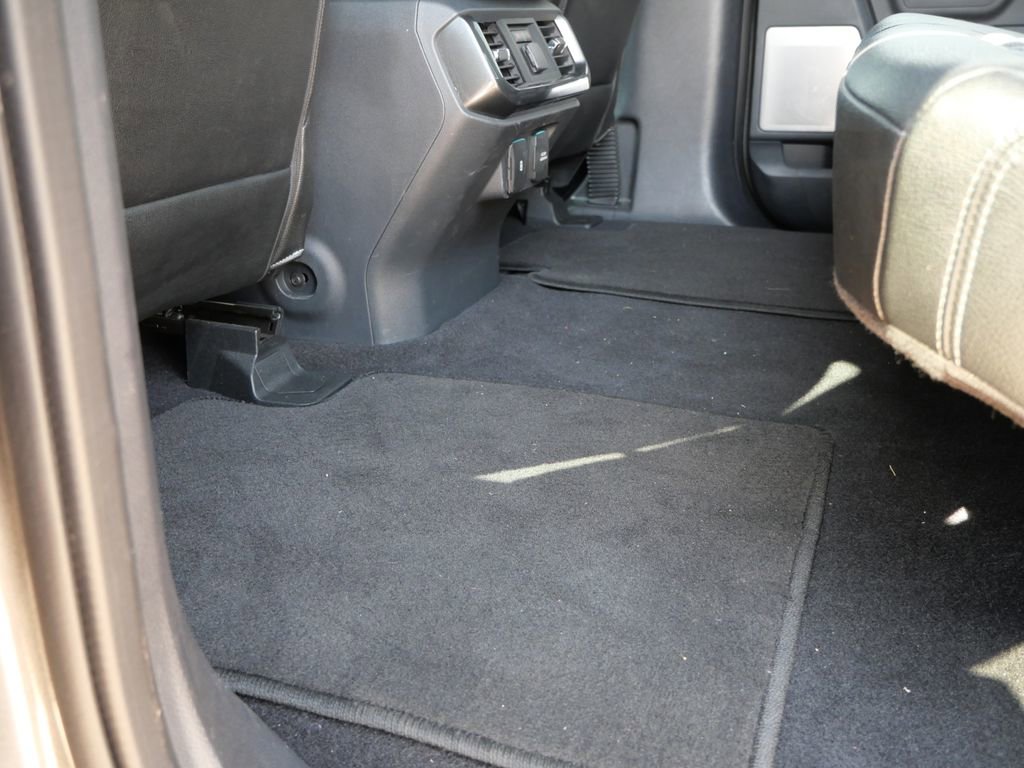 Used 2023 Ford F150 Lariat w/ Equipment Group 502A High image 15