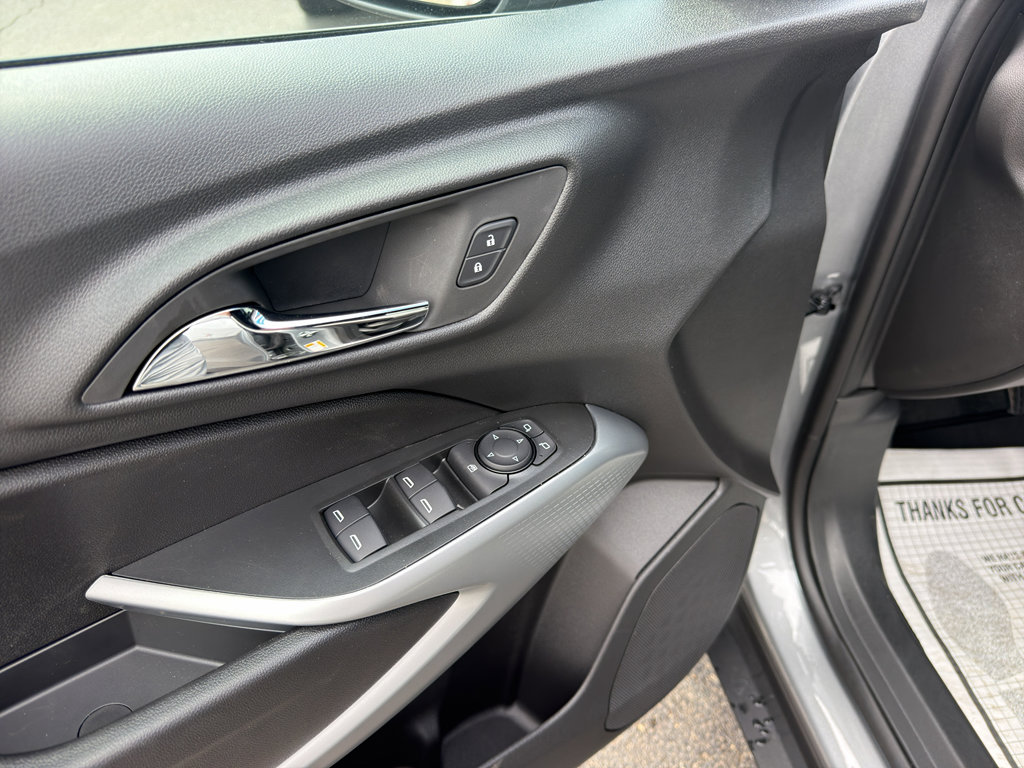 New 2026 Chevrolet Trax RS image 12