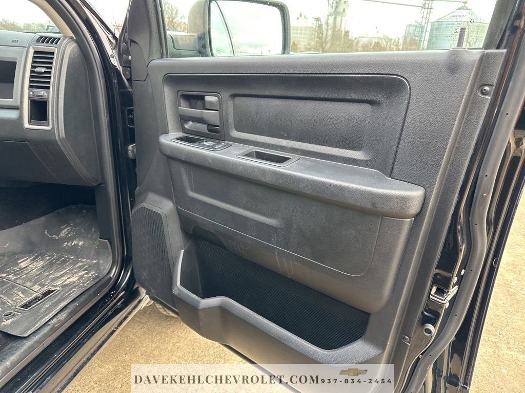 Used 2014 RAM 1500 Express w/ Black Ram 1500 Express Group image 21