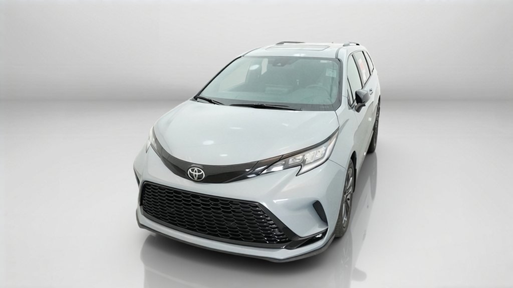 New 2026 Toyota Sienna XSE FWD image 10