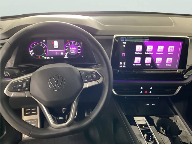 Certified 2026 Volkswagen Atlas Cross Sport SEL Premium R-Line w/ MDO Package AWD/4WD image 6
