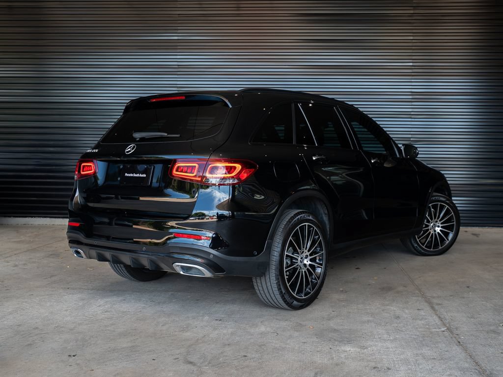 Used 2021 Mercedes-Benz GLC 300 w/ AMG Line image 7