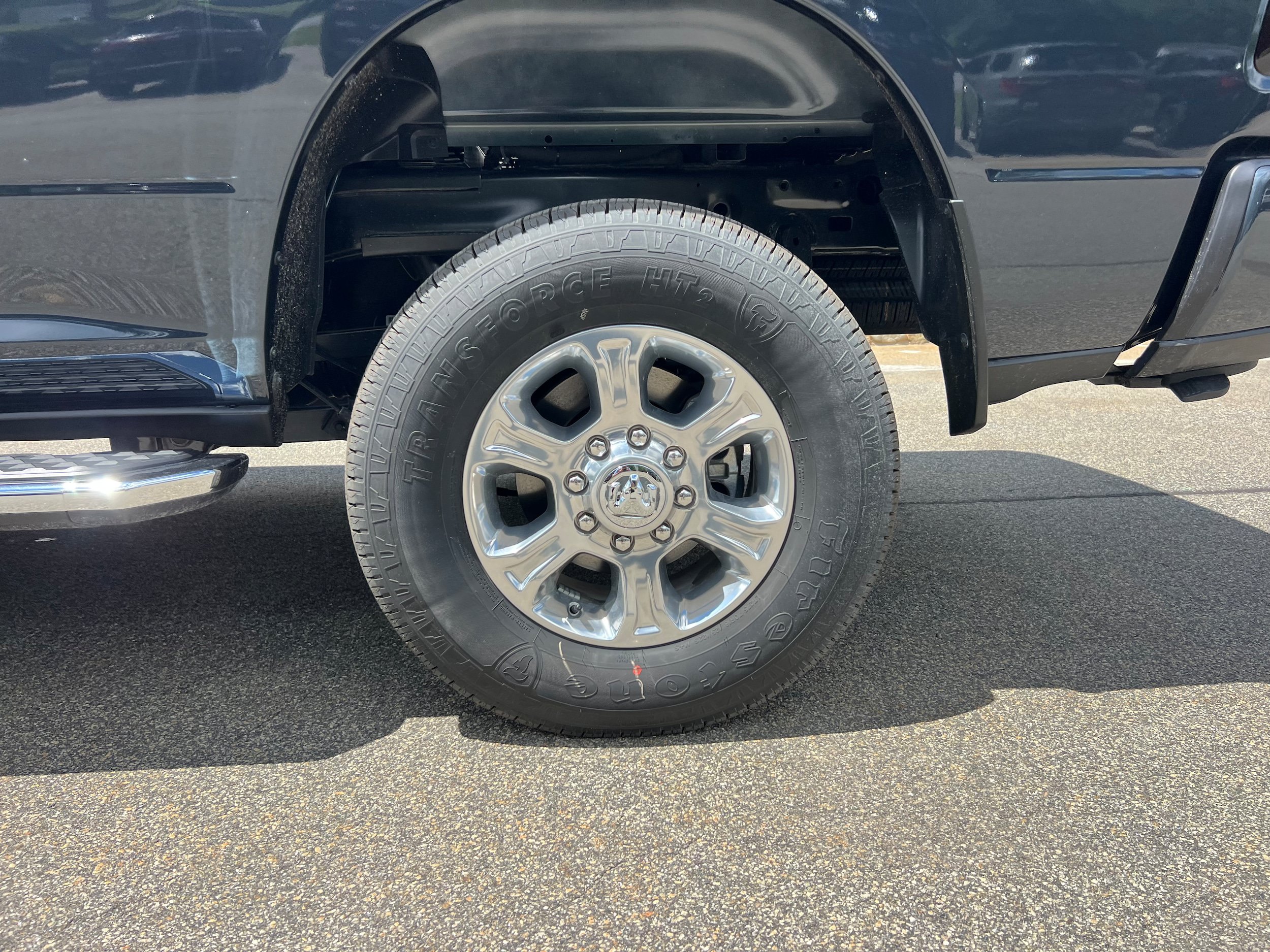New 2026 RAM 2500 Big Horn AWD/4WD image 9