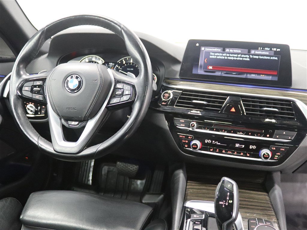 Used 2018 BMW 540i xDrive image 25