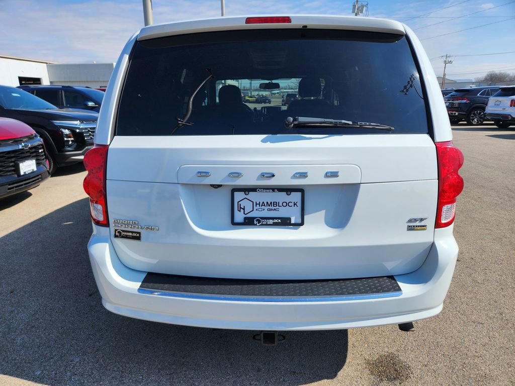 Used 2017 Dodge Grand Caravan GT image 6