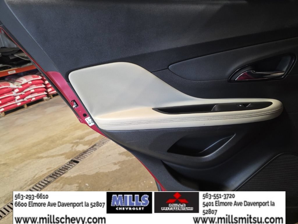 Used 2019 Buick Encore Preferred w/ LPO, Active Package FWD image 19