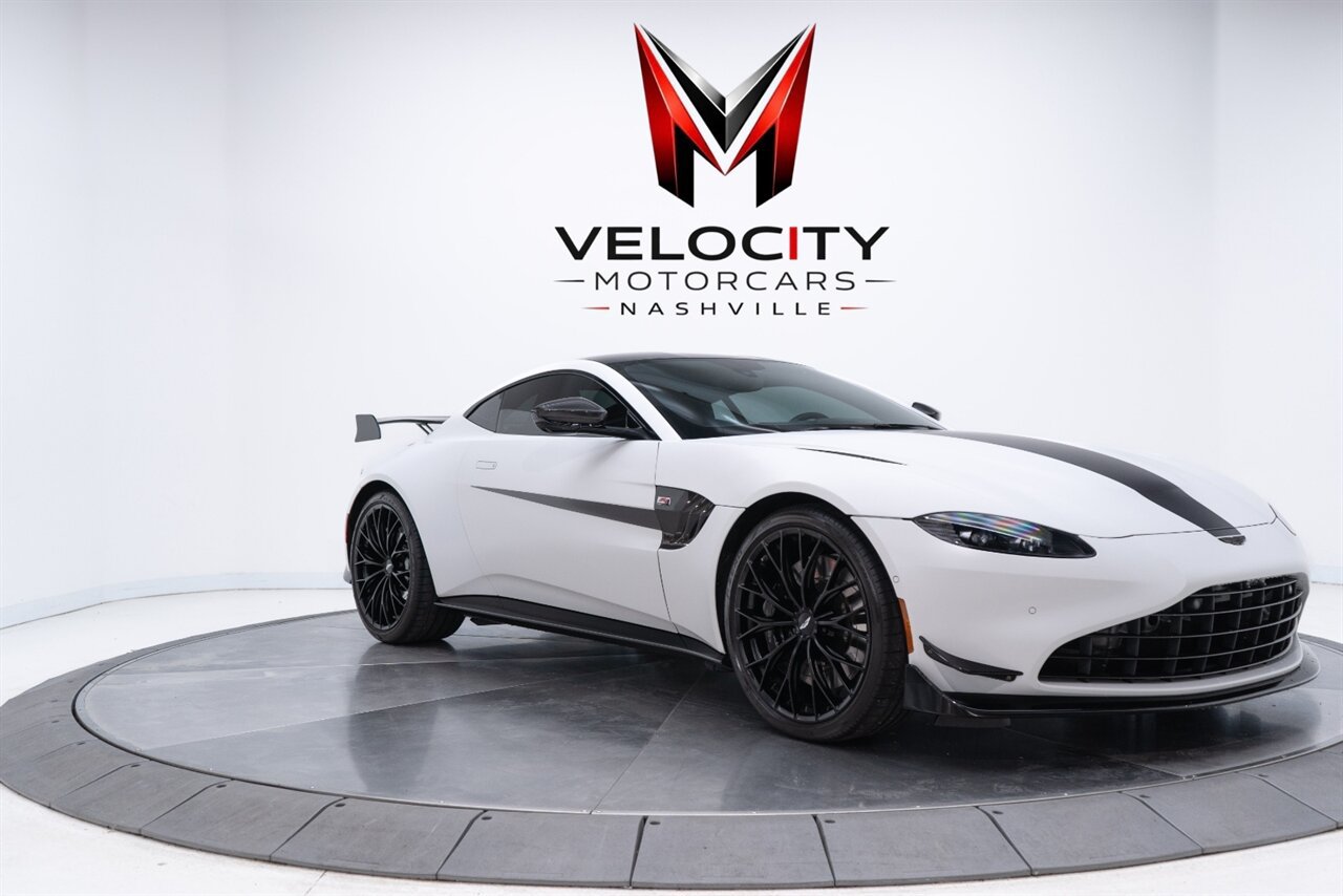 Used 2023 Aston Martin V8 Vantage Coupe RWD image 4