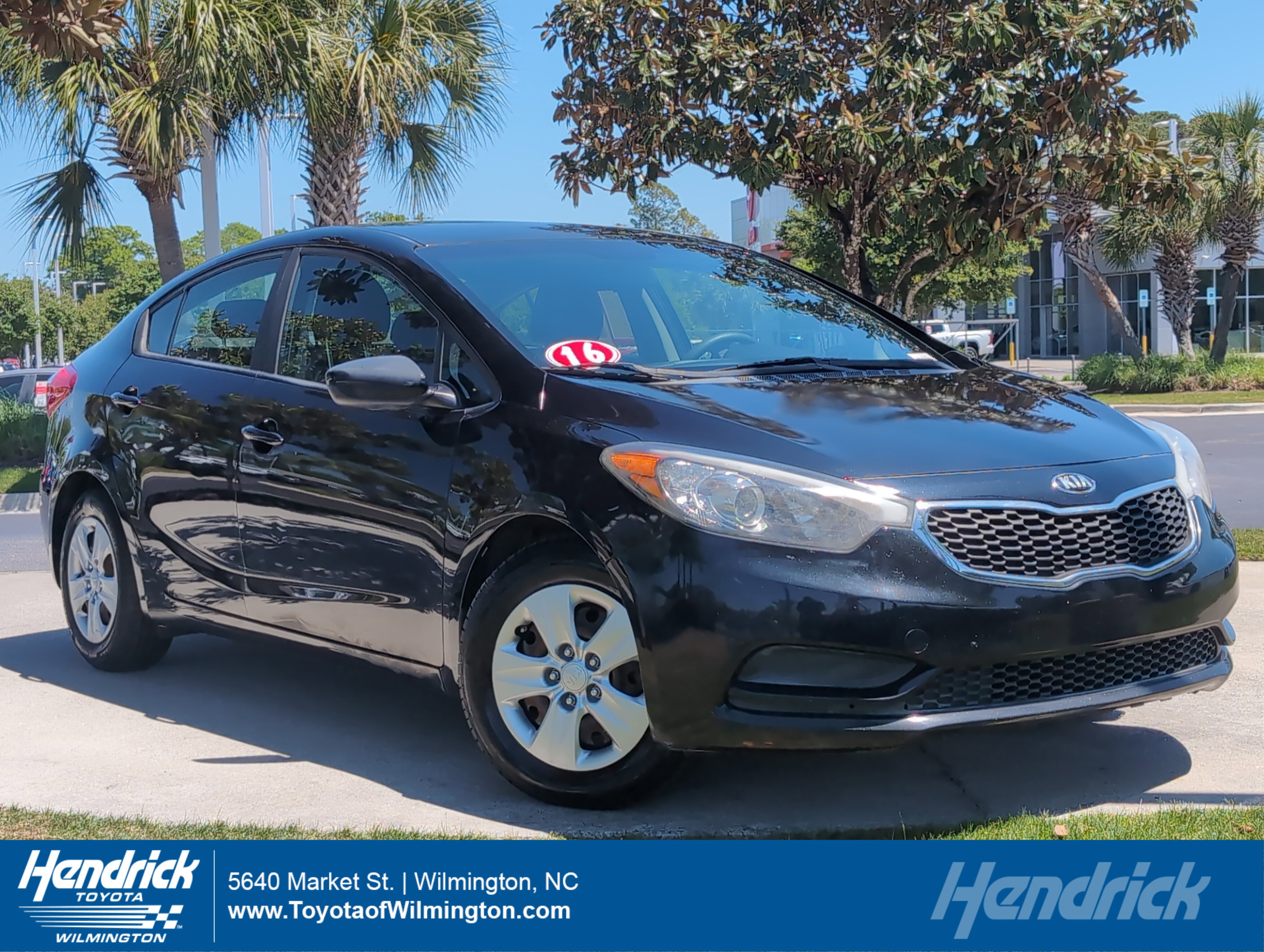 Used 2016 Kia Forte LX FWD image 1