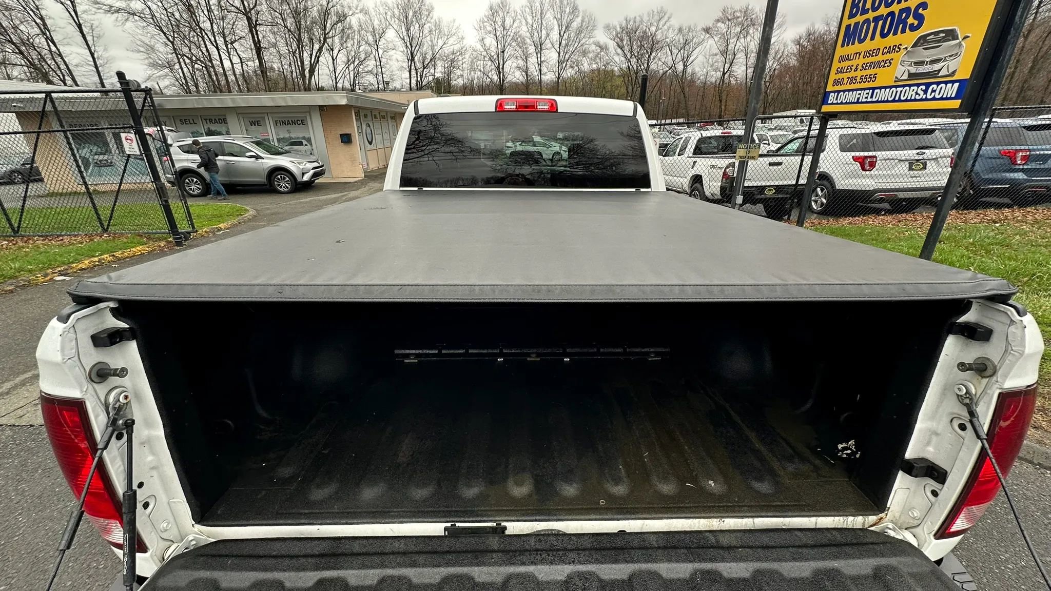 Used 2017 RAM 1500 Express image 10