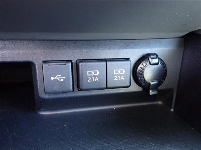 Used 2021 Toyota Highlander XLE image 22