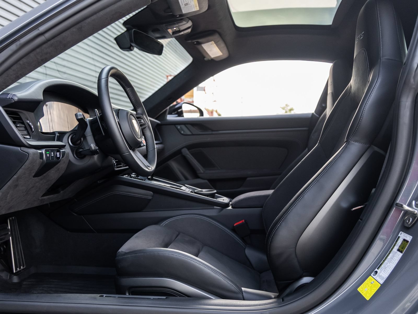Certified 2025 Porsche 911 Carrera 4 GTS AWD/4WD image 26