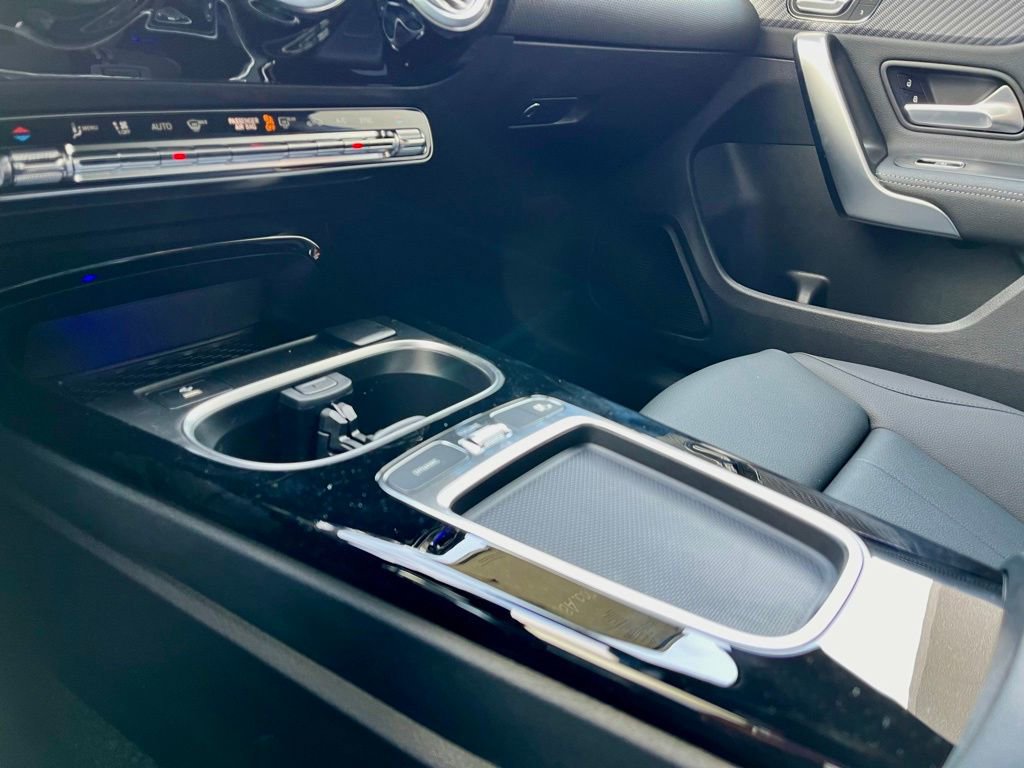 Certified 2025 Mercedes-Benz CLA 250 4MATIC image 37