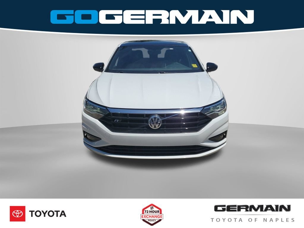 Used 2020 Volkswagen Jetta R-Line w/ R-Line Cold Weather Package FWD image 3