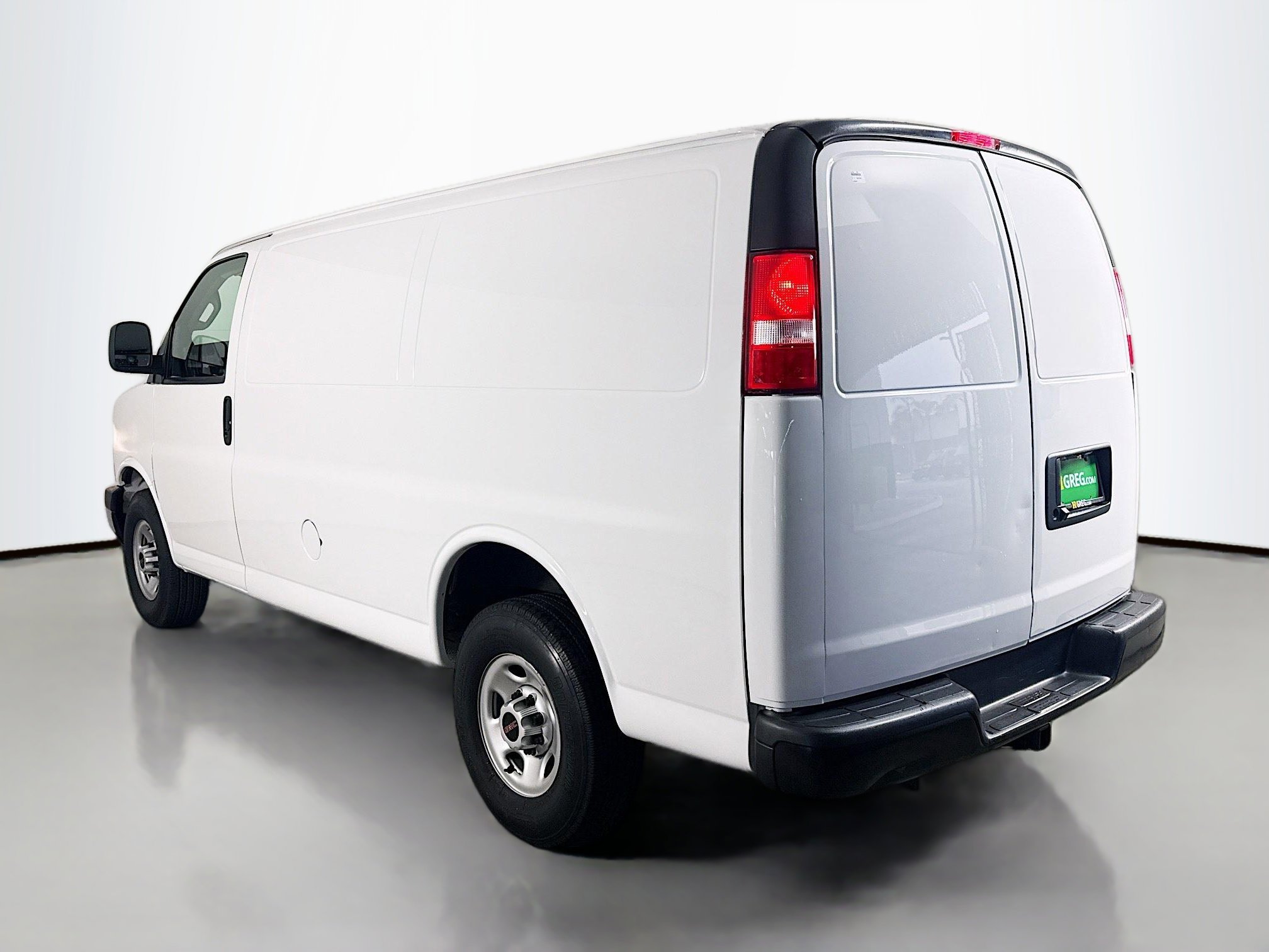 Used 2023 GMC Savana 2500 Work Van w/ Driver Convenience Package image 7