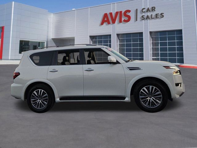 Used 2023 Nissan Armada SL w/ Captain's Chairs Package image 5