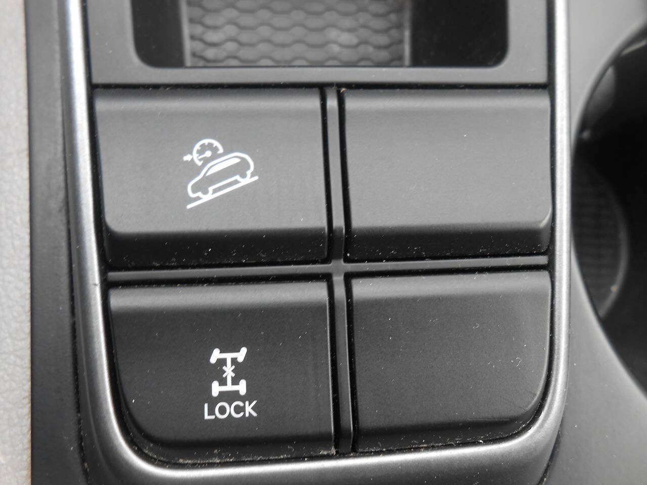 Used 2018 Hyundai Tucson SE AWD/4WD image 15