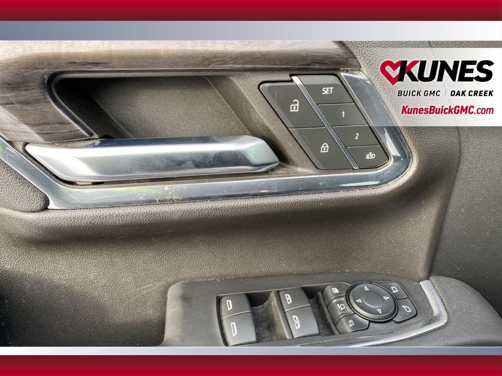 Used 2024 Chevrolet Silverado 2500 LTZ w/ LTZ Plus Package image 8