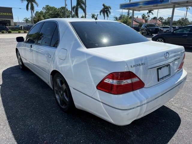 Used 2005 Lexus LS 430 RWD image 6