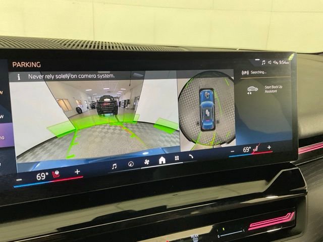 Certified 2024 BMW 530i xDrive w/ Premium Package image 12