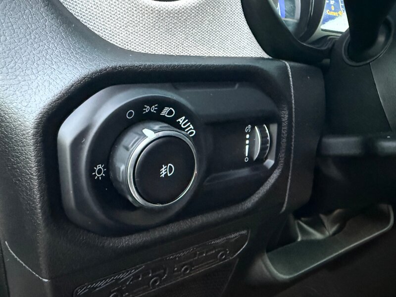 Used 2025 Jeep Wrangler Unlimited Sport AWD/4WD image 21