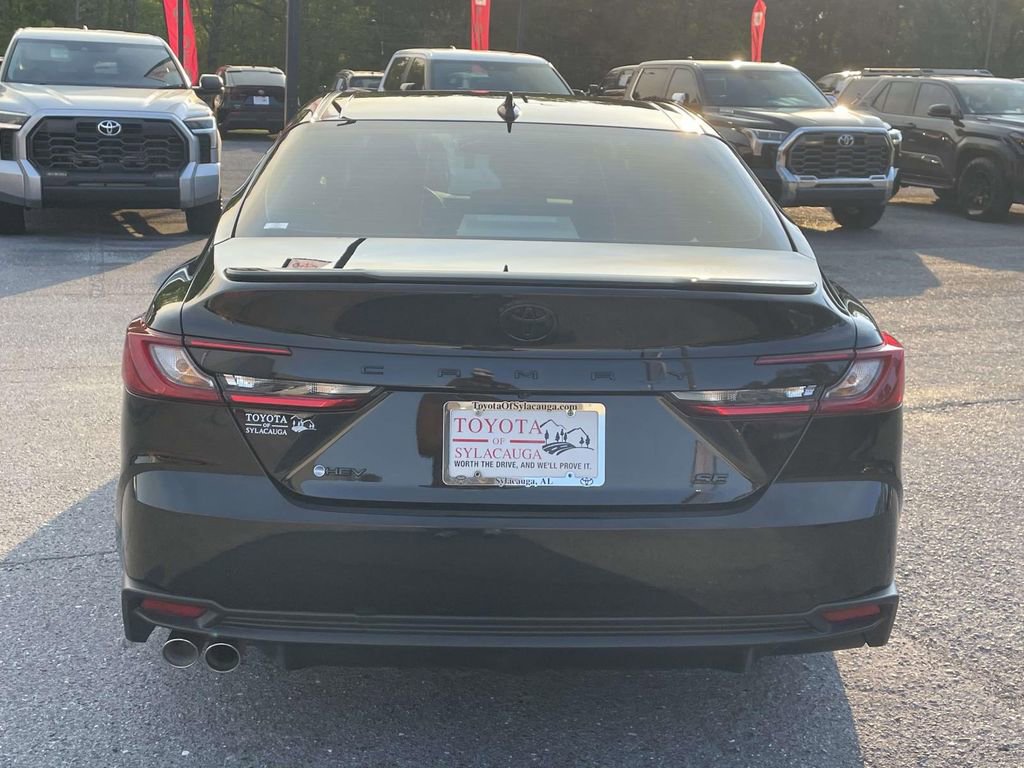 Used 2026 Toyota Camry SE FWD image 3
