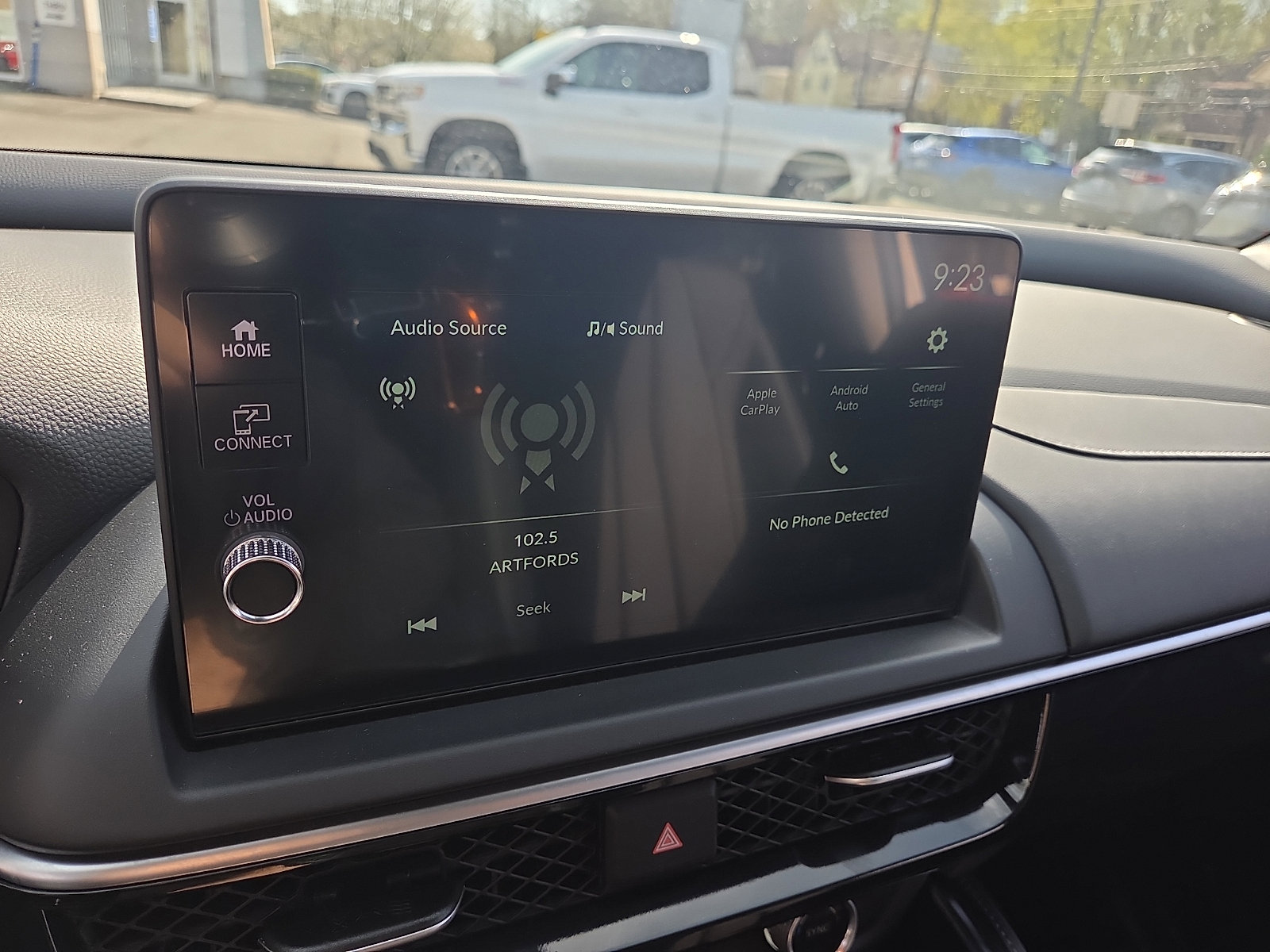 Used 2025 Acura ADX FWD image 18