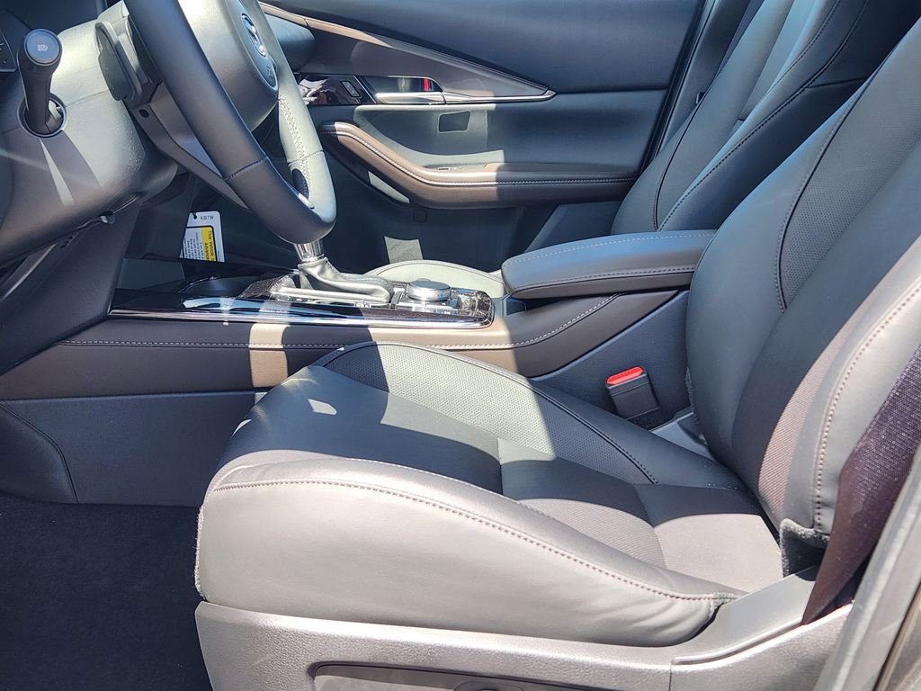 Used 2025 MAZDA CX-30 AWD 2.5 S w/ Premium Package image 12