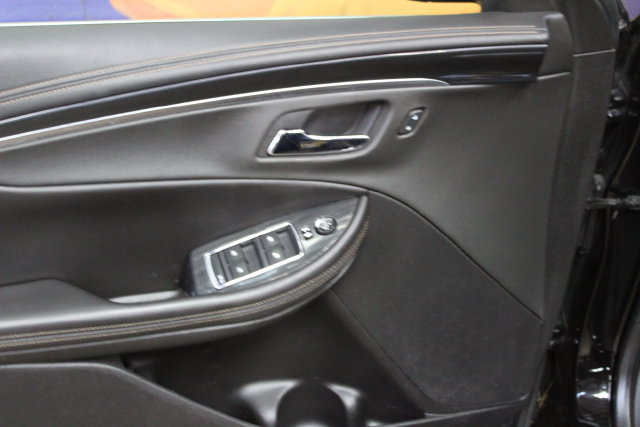Used 2019 Chevrolet Impala LT w/ Sunroof and Spoiler Package FWD image 13