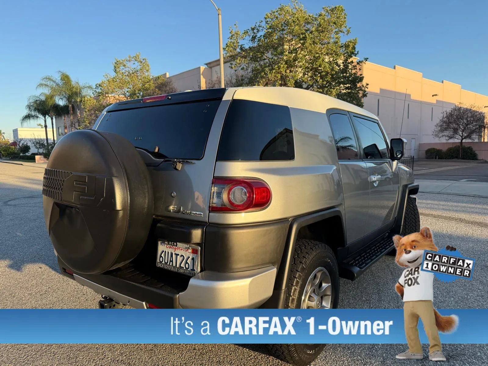 Used 2012 Toyota FJ Cruiser 4WD w/ Convenience Pkg image 3