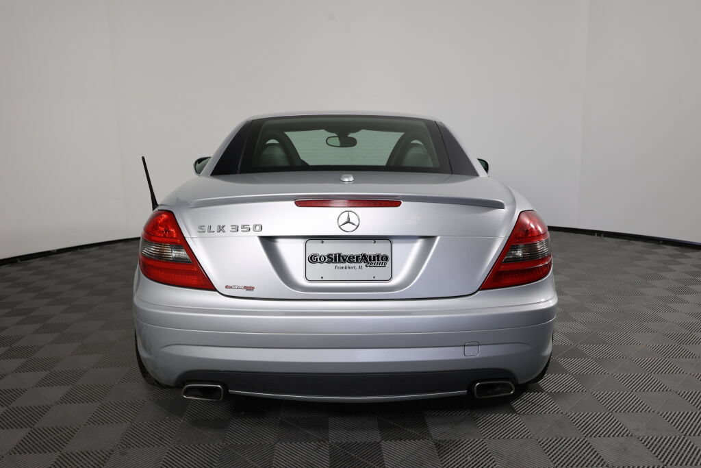 Used 2010 Mercedes-Benz SLK 350 image 5