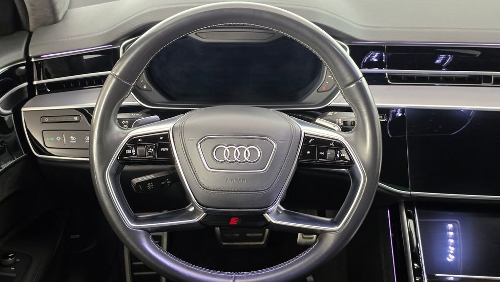 Used 2020 Audi S8 L w/ S8 Executive Package AWD/4WD image 27