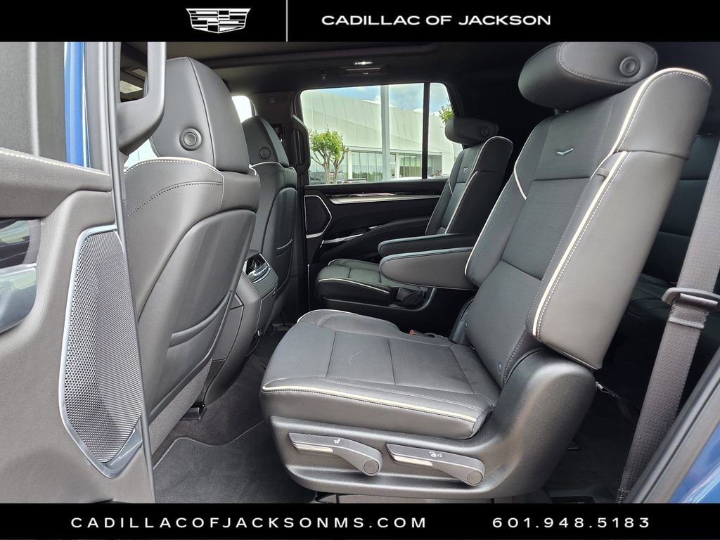 Certified 2026 Cadillac Escalade Sport w/ LPO, ONYX Package AWD/4WD image 25