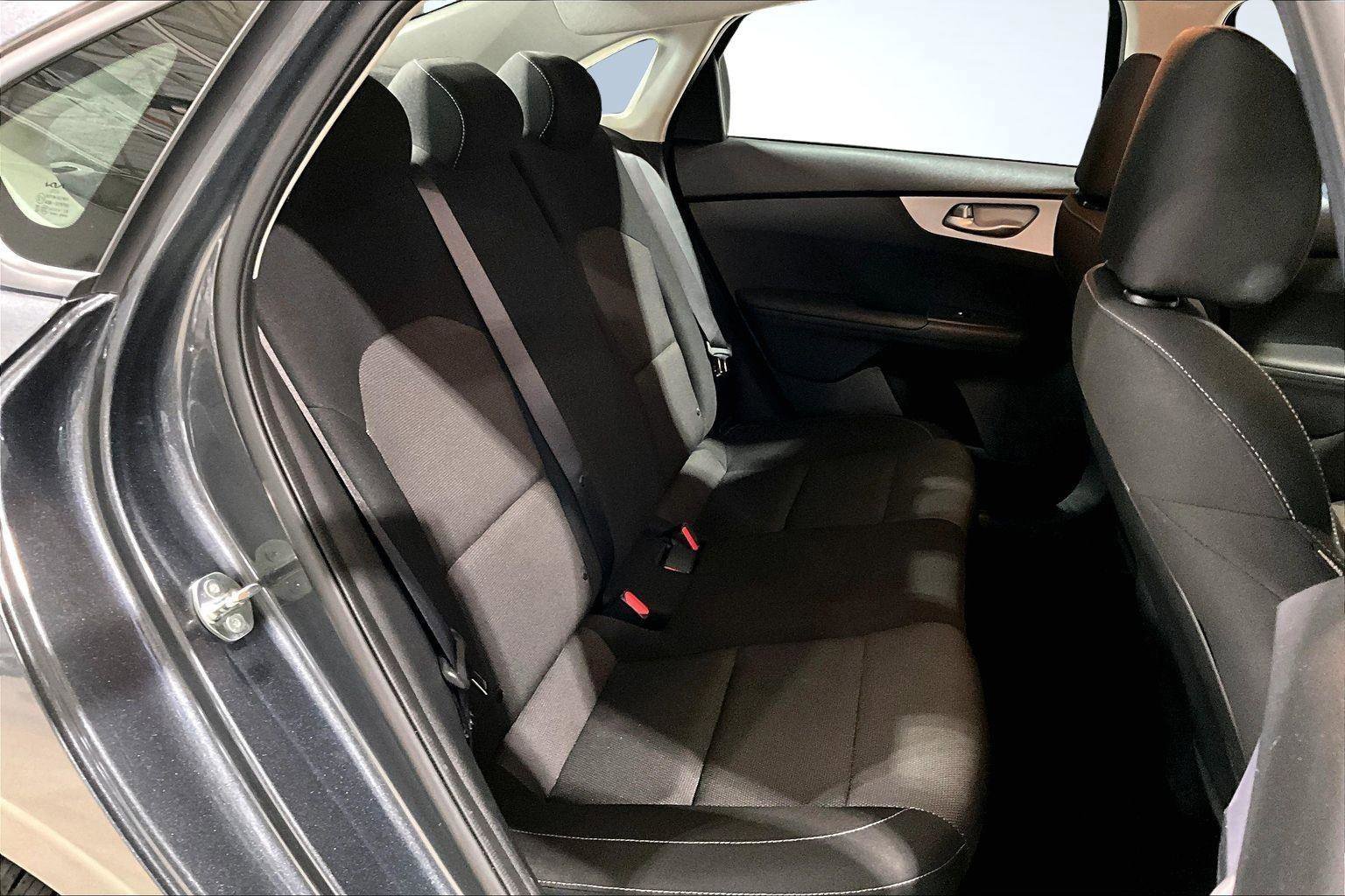 Used 2024 Kia Forte LXS image 27